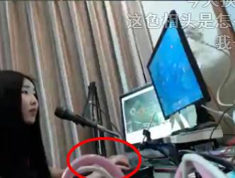 LOL女主播阿怡回应代打事件：直播究竟是否为代打？